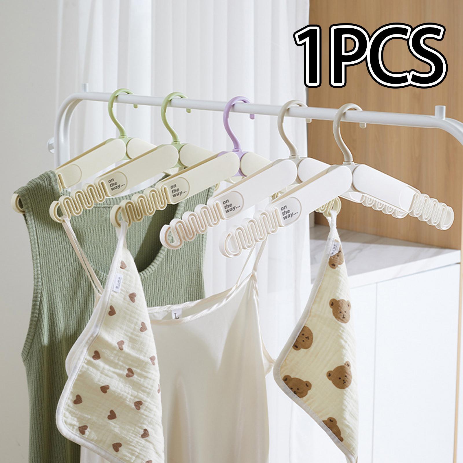 Foldable Travel Hanger Coat Hanger Portable Foldable Hanger 360° Rotating Hook Clothes Hanger Drying Rack for Coats Clothing