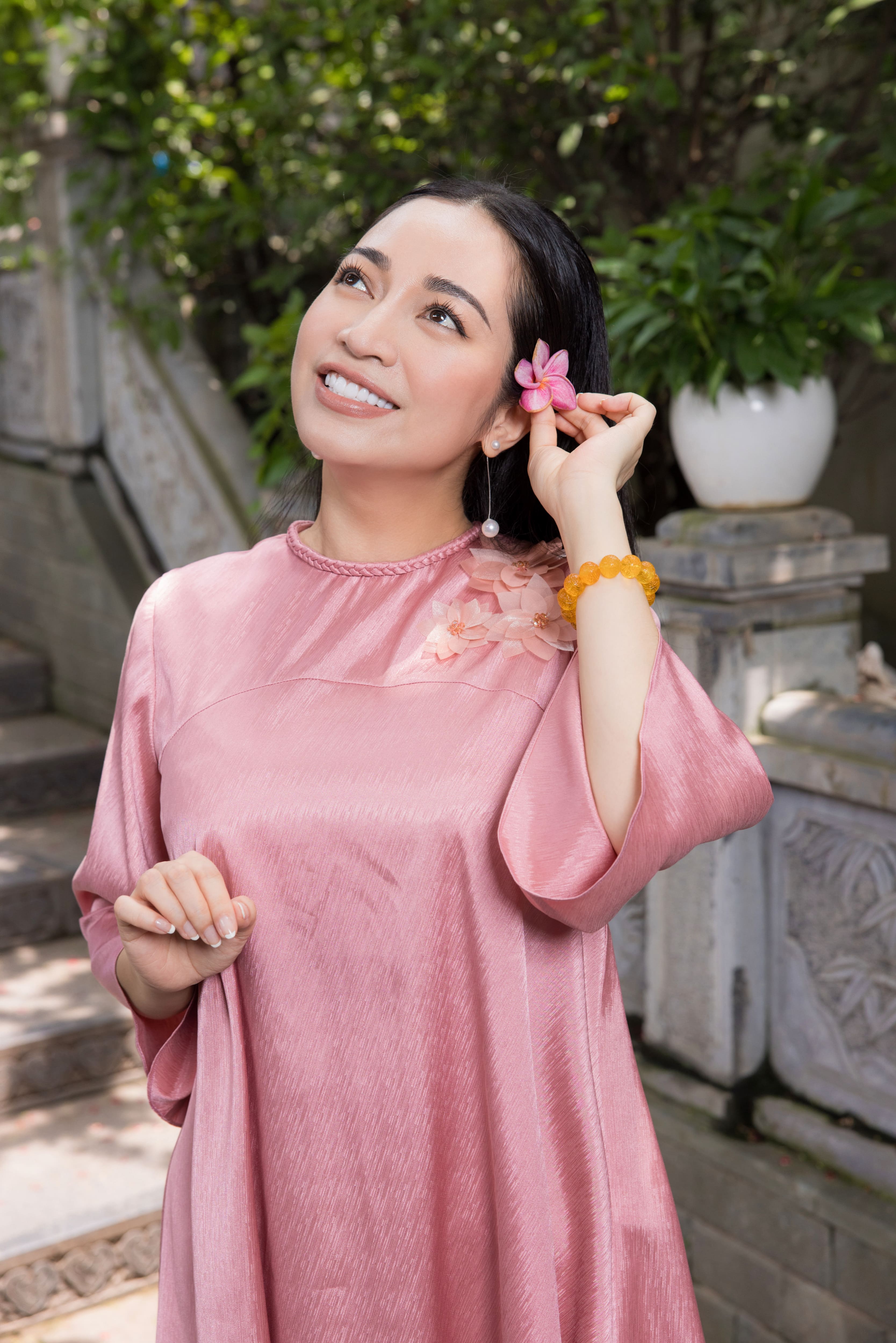 Đồ Lam Thiết Kế Áo Uyển Dư Pháp Phục Liên Trang Vải Lụa Cho Nữ Phật Tử Áo Đi Chùa, Đi Lễ Phật, Tụng Kinh - FW23PP012