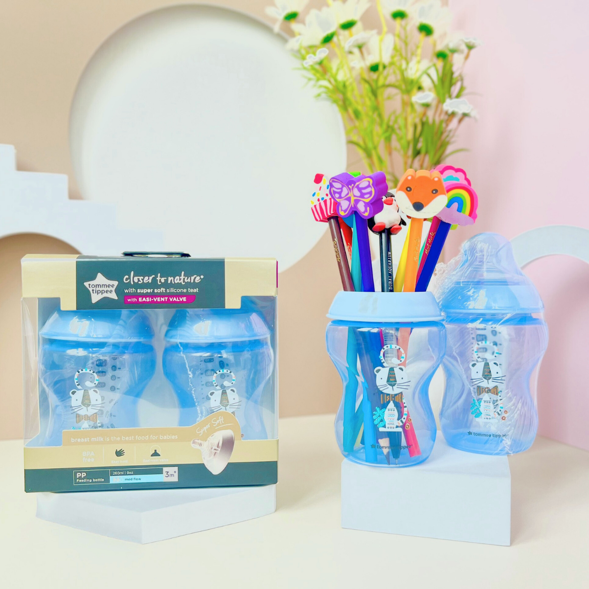 Bình Sữa Ty Siêu Mềm Tự Nhiên Tommee Tippee Closer To Nature 260ml, Núm Ty Của Bình 3-6 Tháng – Xanh Dương (Bình Đôi)