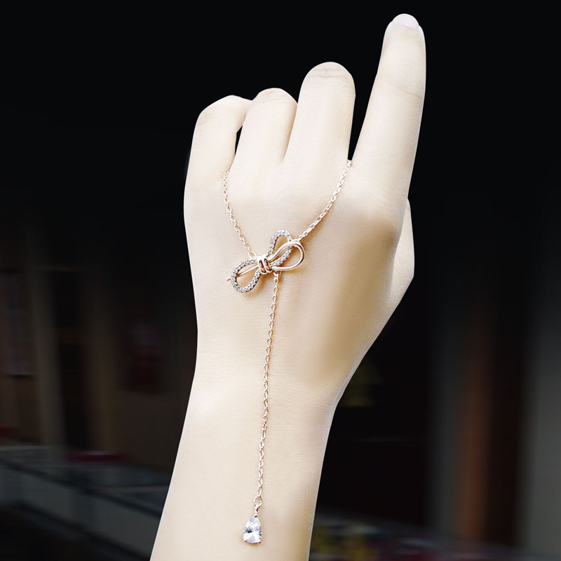 Dây chuyền nơ cách điệu nữ tính