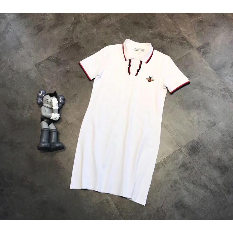 Đầm Polo trắng bèo cổ
