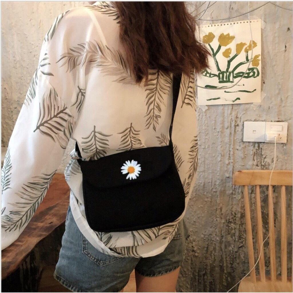 Túi tote vải bố đựng đồ canvas đeo chéo phong cách Hàn Quốc in hình cúc họa mi