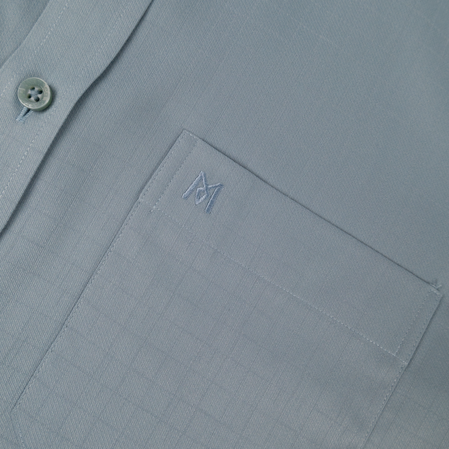 Áo sơ mi nam KHATOCO Tailor Fit dài tay A1MD538T1-CNCR736-2703-D