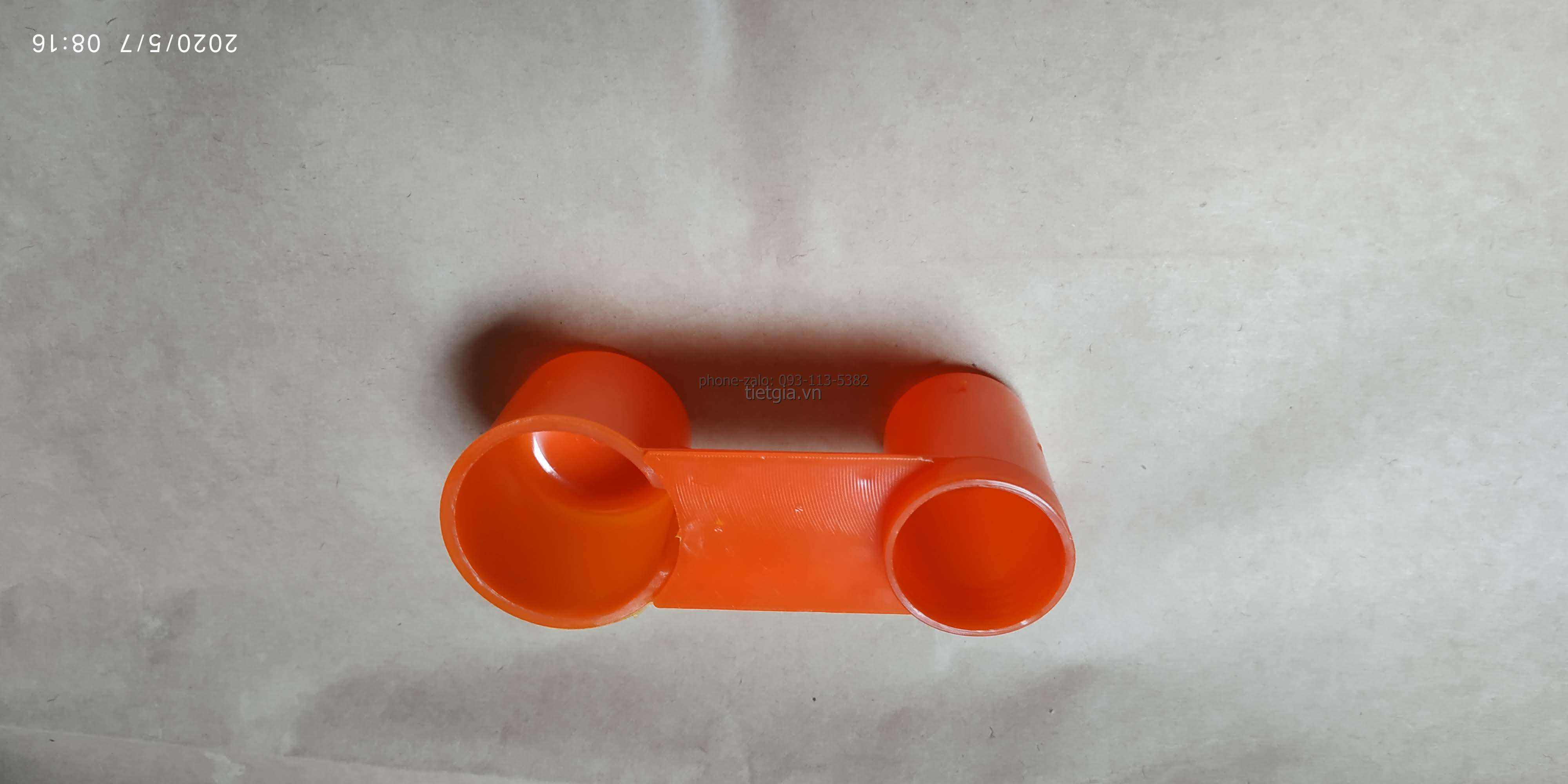 D01 - Block 10 cái Máng uống tự động nút chai cho chim, gà (chai C2)