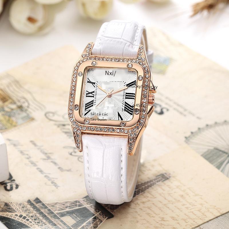 Giao hàng nhanh Bể vuông Kajia đầy kim cương sê-ri đôi hàng kim cương Đồng hồ nữ của Anh Đồng hồ đeo tay nữ dây nổ trực tiếp màu đỏ Douyin