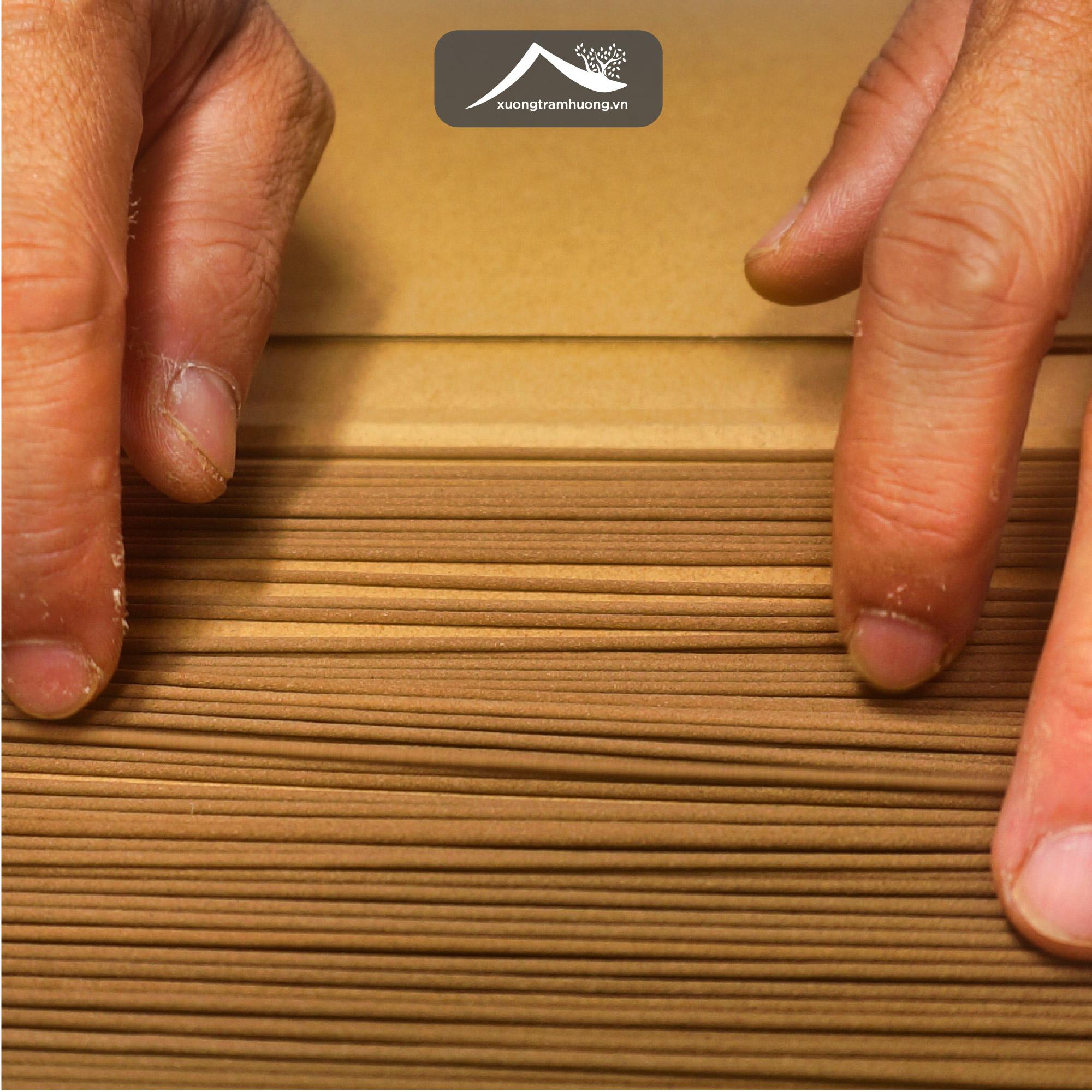 Nhang Trầm Hương Không Tăm Sạch Nguyên Chất Xưởng Trầm Hương Thơm Vừa Ít Khói Xông Nhà