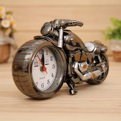 Đồng Hồ Để Bàn Kiểu Dáng Xe Môtô Phân Khối Lớn Thể Thao Cực Ngầu Và Độc Đáo