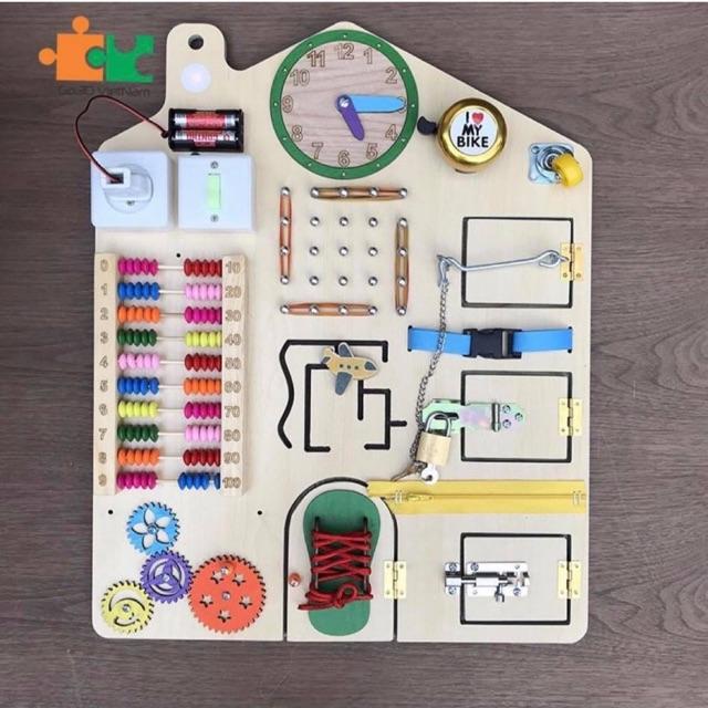 Bảng Busy Board cho bé mầm non