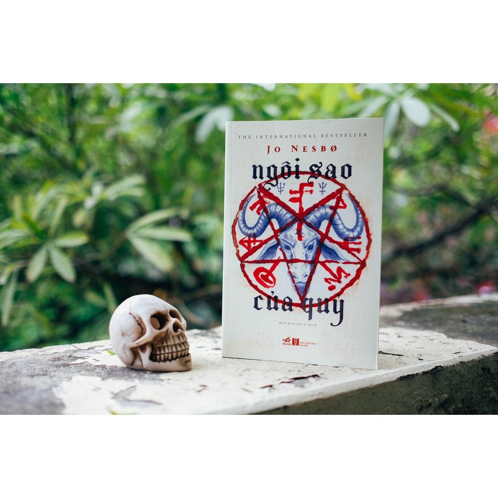 Sách - Ngôi sao của quỷ