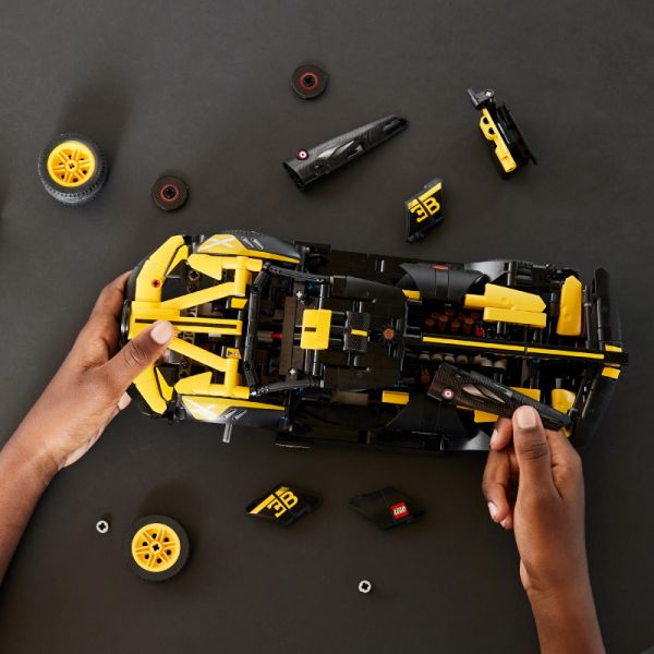BỘ LẮP RÁP LEGO TECHNIC 42151 SIÊU XE BUGATTI BOLIDE
