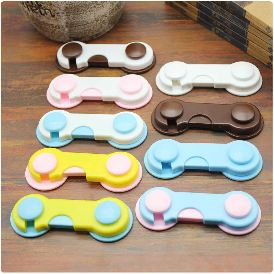 Khóa chốt cài tủ đồ, tủ lạnh, ngăn kéo chống kẹp tay an toàn cho bé nhỏ gọn chắc chắn