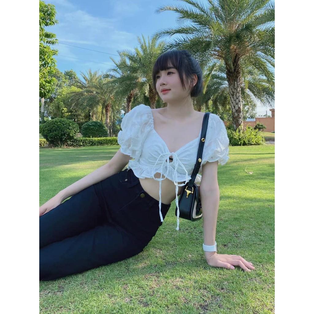 ÁO CROPTOP TRẮNG THẮT NƠ NGỰC -