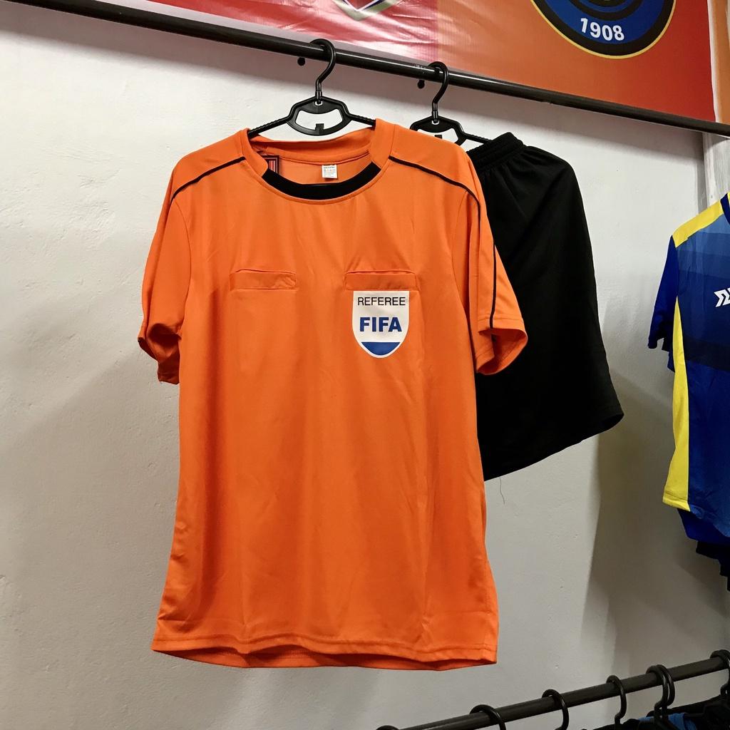 Mẫu quần áo thể thao gai lạnh trọng tài FIFA