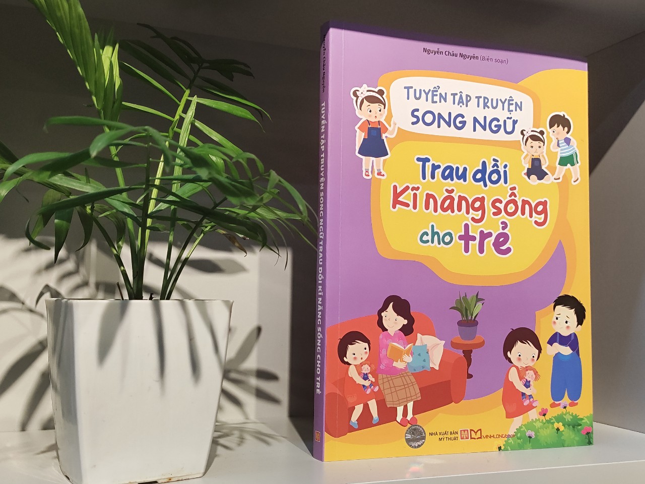 Sách: Tuyển Tập Truyện Song Ngữ Trau Dồi Kĩ Năng Sống Cho Trẻ