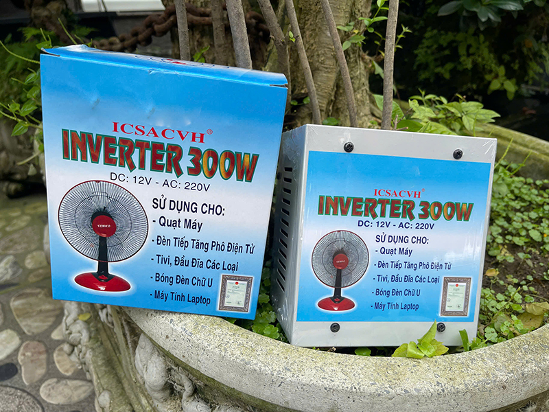 Bộ Đảo Điện Inverter 12V Ra 220V Công Suất 300W