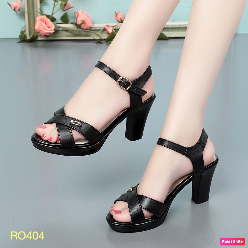 Sandal nữ quai chéo, da lì ROSATA RO404 cao 7p - Đen - HÀNG VIỆT NAM - BKSTORE