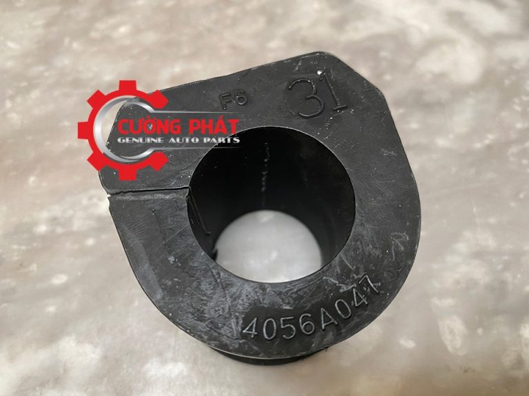Cao su cân bằng trước Mitsubishi Zinger, New Triton, V73, V93 mã 4056A047