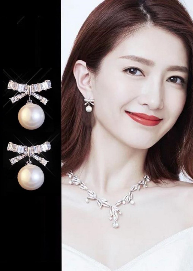 Khuyên tai Bạc Ý S925 đính đá trân châu nhân tạo Hàn Quốc BT13