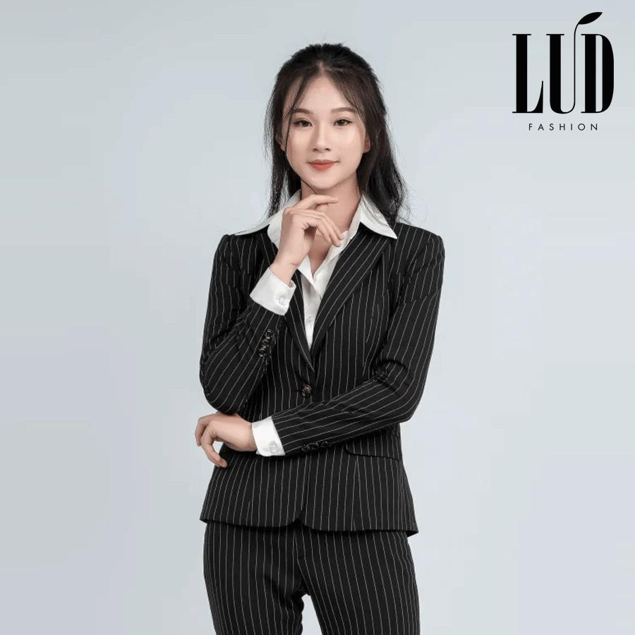 Vest nữ công sở đen sọc trắng LUD Fashion