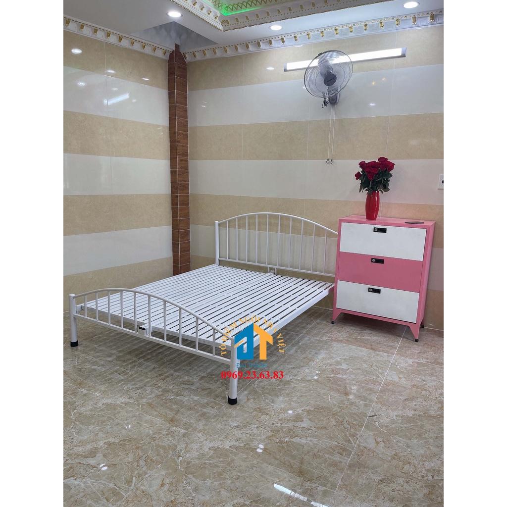 Giường sắt 1mx2m mỹ nghệ cao cấp 1 người nằm