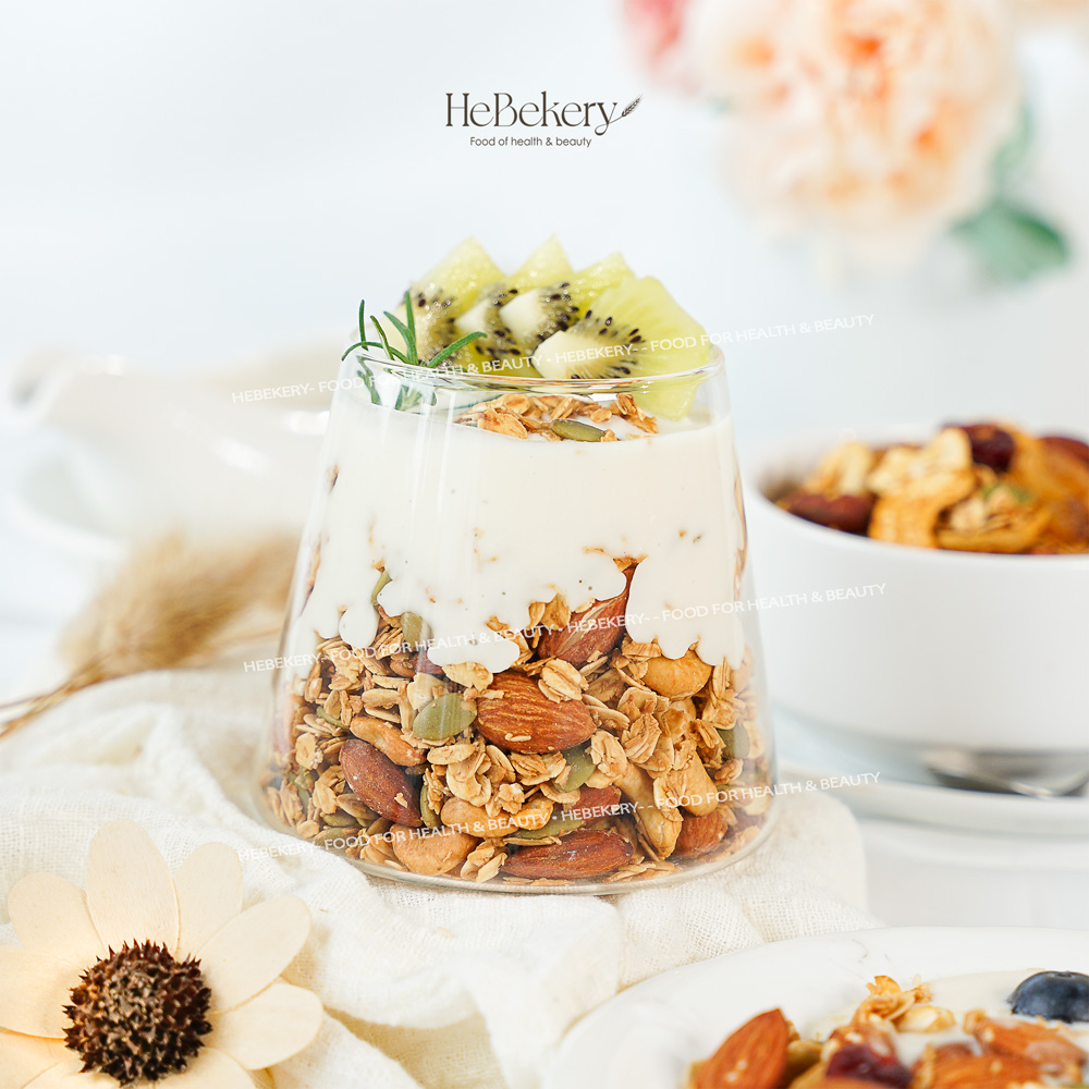 Combo 250g Granola + 250g Biscotti 3 Vị Ăn Kiêng Không Đường By HeBe