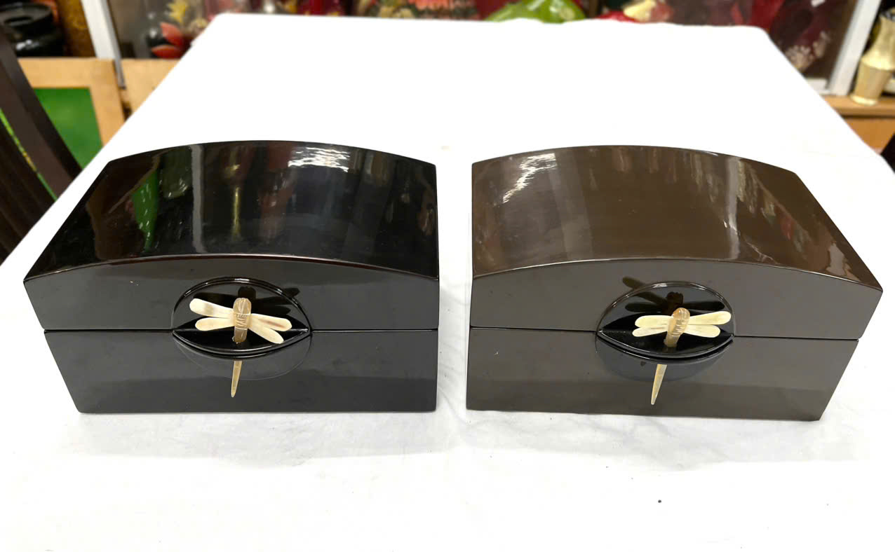 Hộp trang sức sơn mài độc đáo có kèm khóa chuồn chuồn