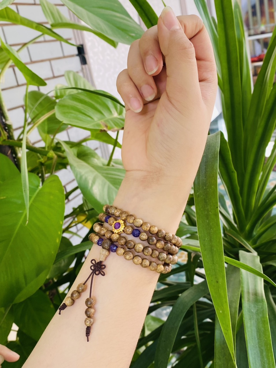 Vòng tay Trầm hương tốc 108h mix charm phong thủy