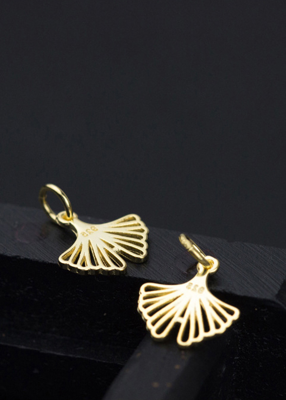 Combo 2 cái charm bạc đuôi cá mạ vàng 24k - Ngọc Quý Gemstones