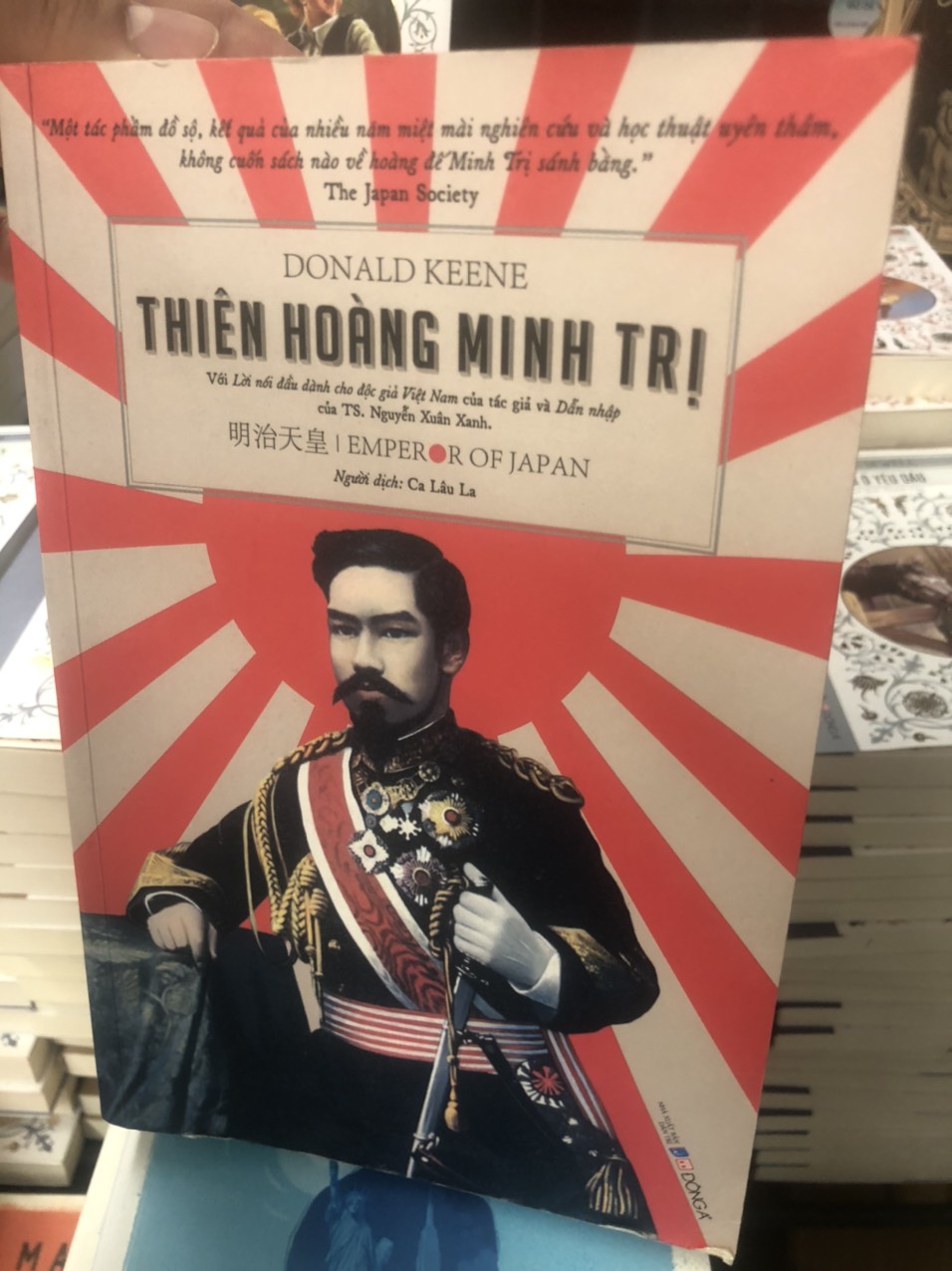 THIÊN HOÀNG MINH TRỊ - BÌA MỀM