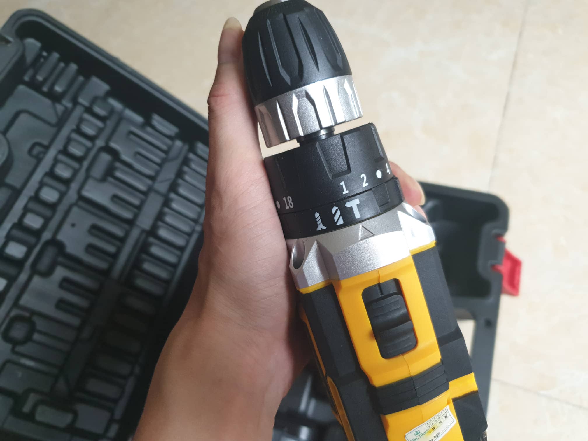 Bộ máy khoan pin 26V 3 chế độ khoan tường, khoan sắt, bắt vít kèm 13 mũi khoan