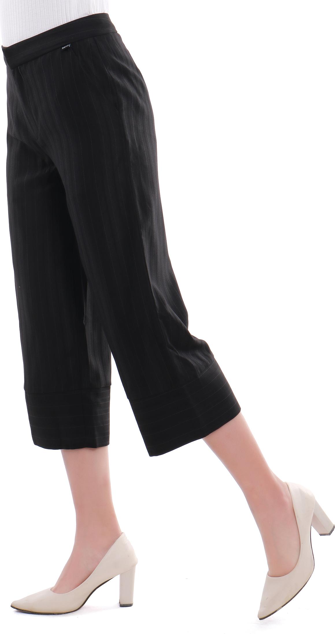 Quần nữ xuông lửng Narsis P9021 chất Cotton màu đen kẻ  trẻ trung năng động, chất liệu  cao cấp cực mềm mại thông thoáng