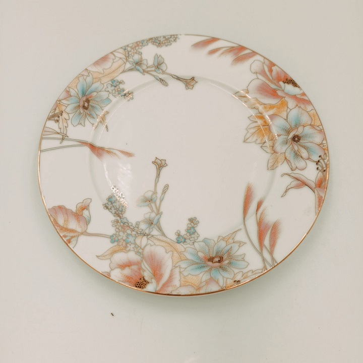 Đĩa sứ Long Phương Viền Vàng 15 cm Họa Tiết Hoa Đỏ Cao Cấp