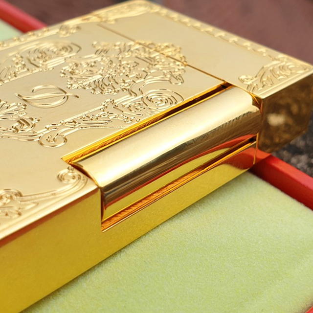 Vỏ Hột Quẹt Bật Lửa Upon D198V Họa Tiết Hình Khiêm Khắc Chữ D Tinh Xảo - Dùng Ga Đá Cao Cấp