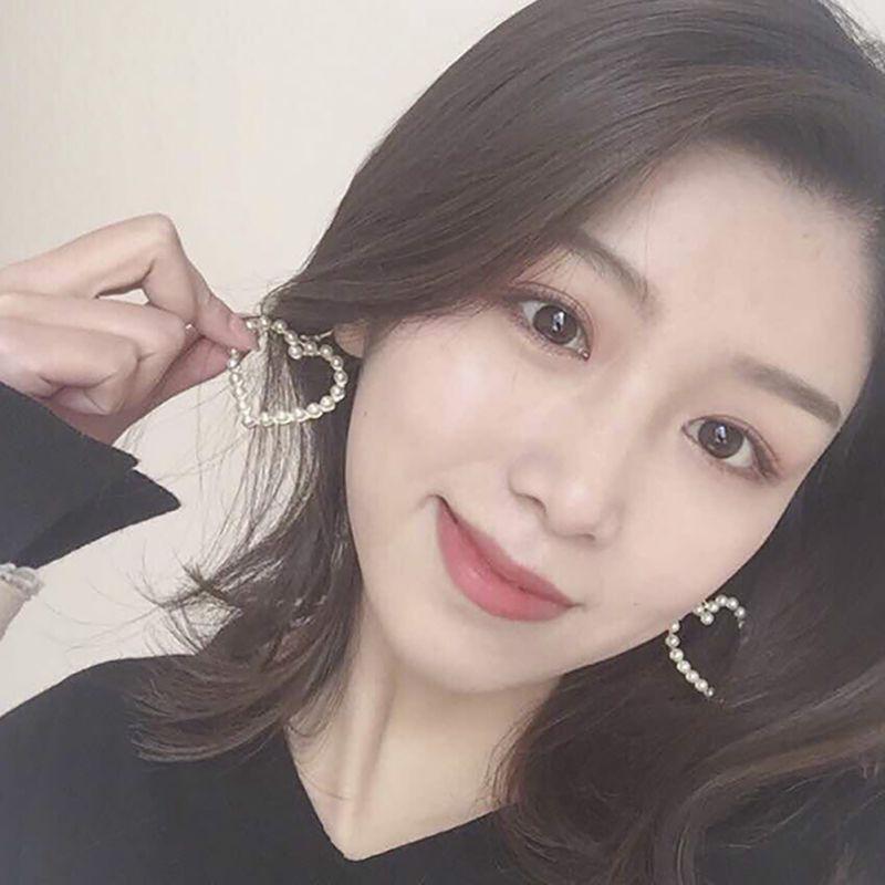 Khuyên tai hình trái tim phong cách Hàn Quốc