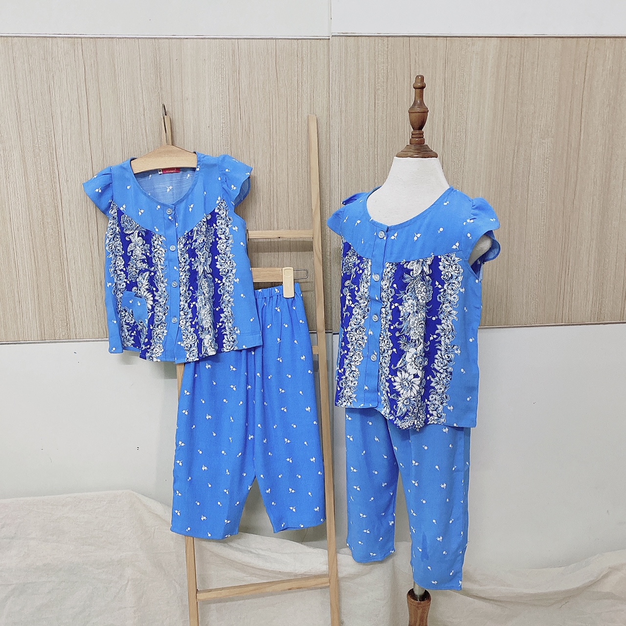 Bộ cánh tiên quần dài lụa hoa xanh bé gái