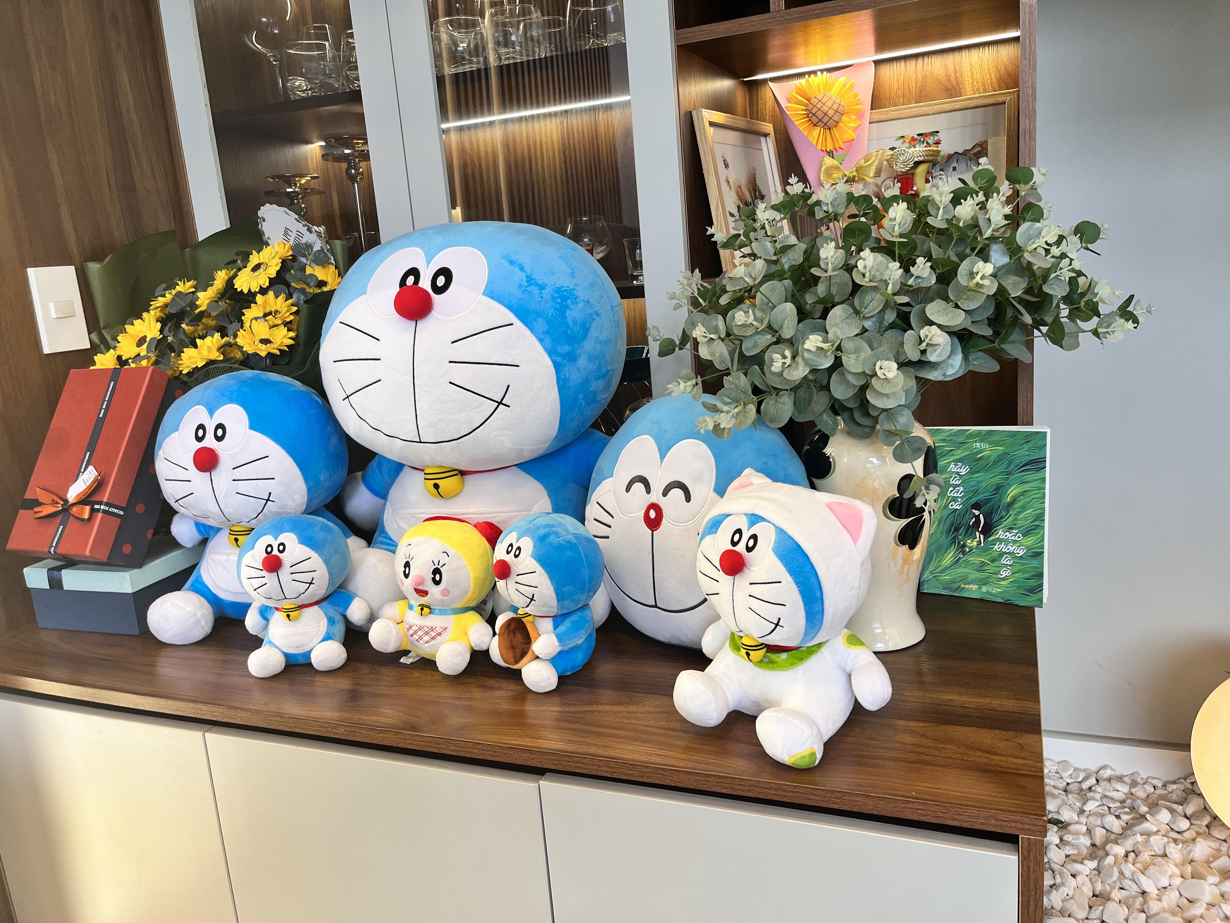 Gấu bông Doraemon Phiên bản Đặc Biệt Quý Mão 2023, Quà tết cho bé, Gấu bông nhỏ, Thú bông Doraemon cao 22cm - Sản Phẩm Có Bản Quyền, Phân Phối Bởi Teenbox