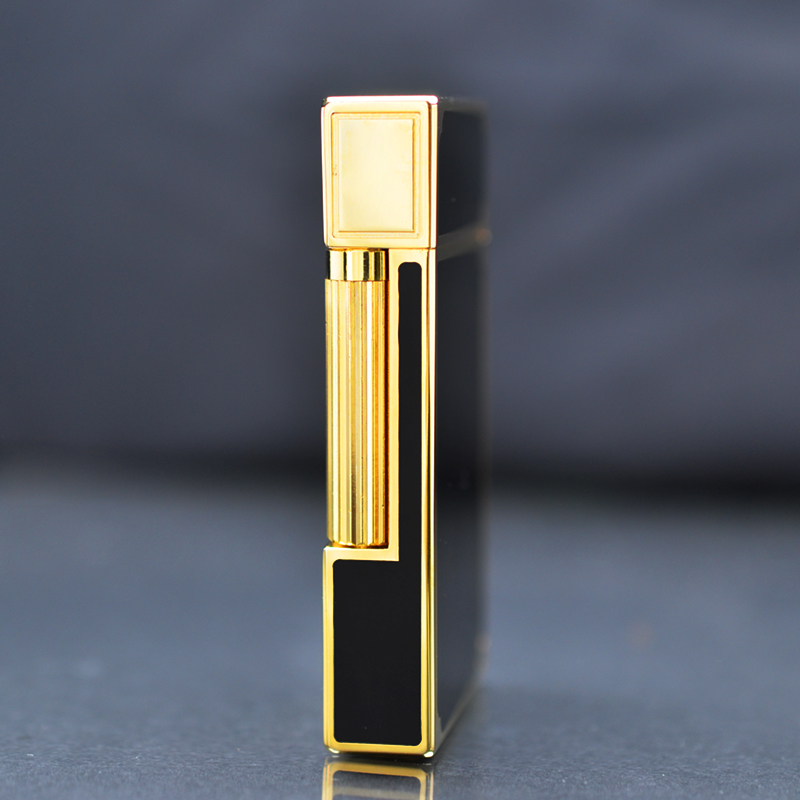 Vỏ Hột Quẹt Bật Lửa Upon D125V Họa Tiết Nền Đen Cạnh Về Vàng Chặn Góc - Dùng Ga Đá Cao Cấp
