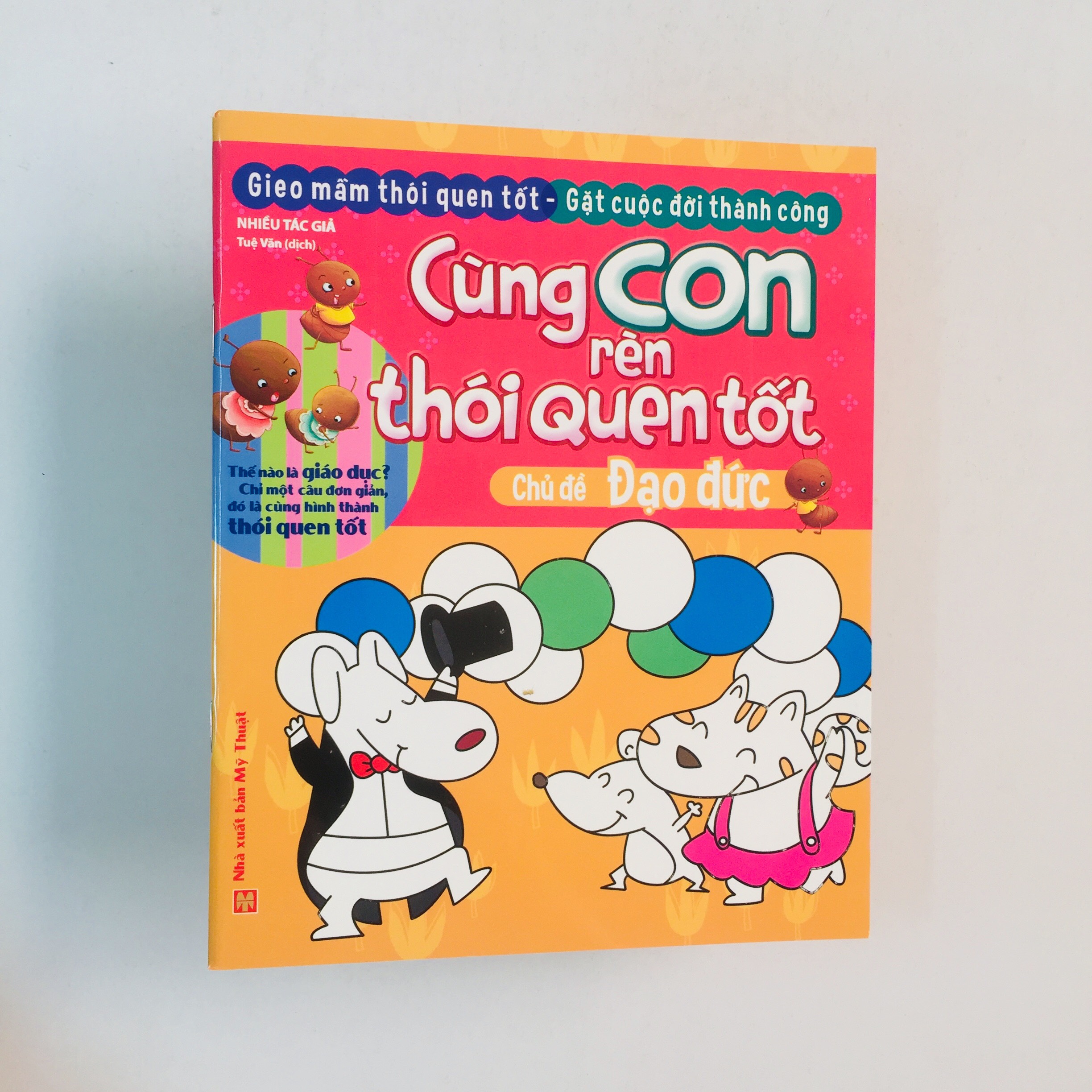 Trọn bộ 10 cuốn Cùng con rèn thói quen tốt: Cuộc sống + Lao động + Đạo đức + Lễ phép + Ăn uống + Vệ sinh + An toàn + Sức khỏe + Hành vi + Tính cách