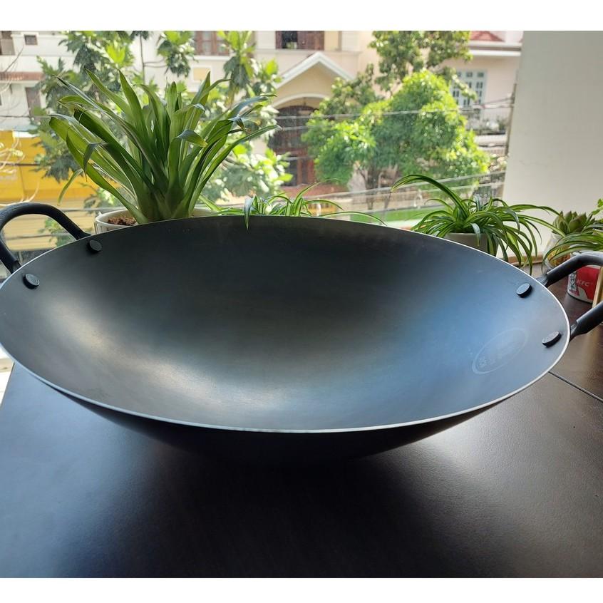 Chảo thép 2 quai size 50 cm tặng 1 chổi chùi chảo