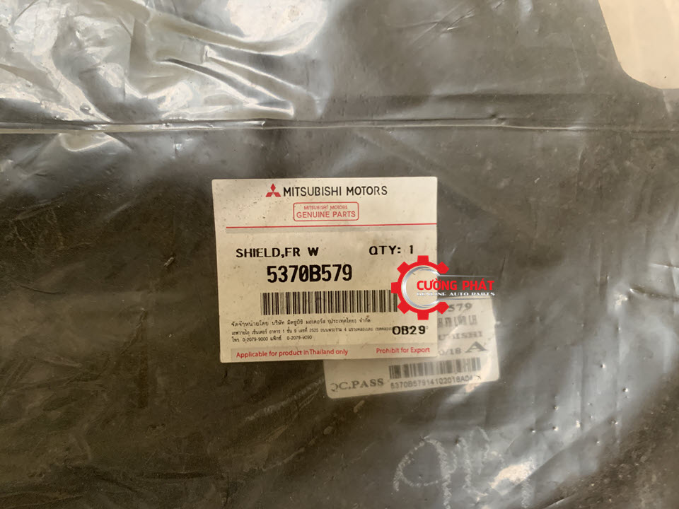 Lòng dè trước miếng trước Mitsubishi Triton 2015-2018 mã bên phụ 5370B580