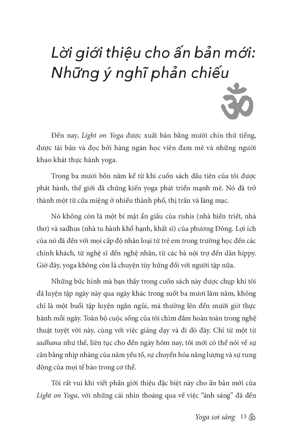 Sách - Yoga Soi Sáng