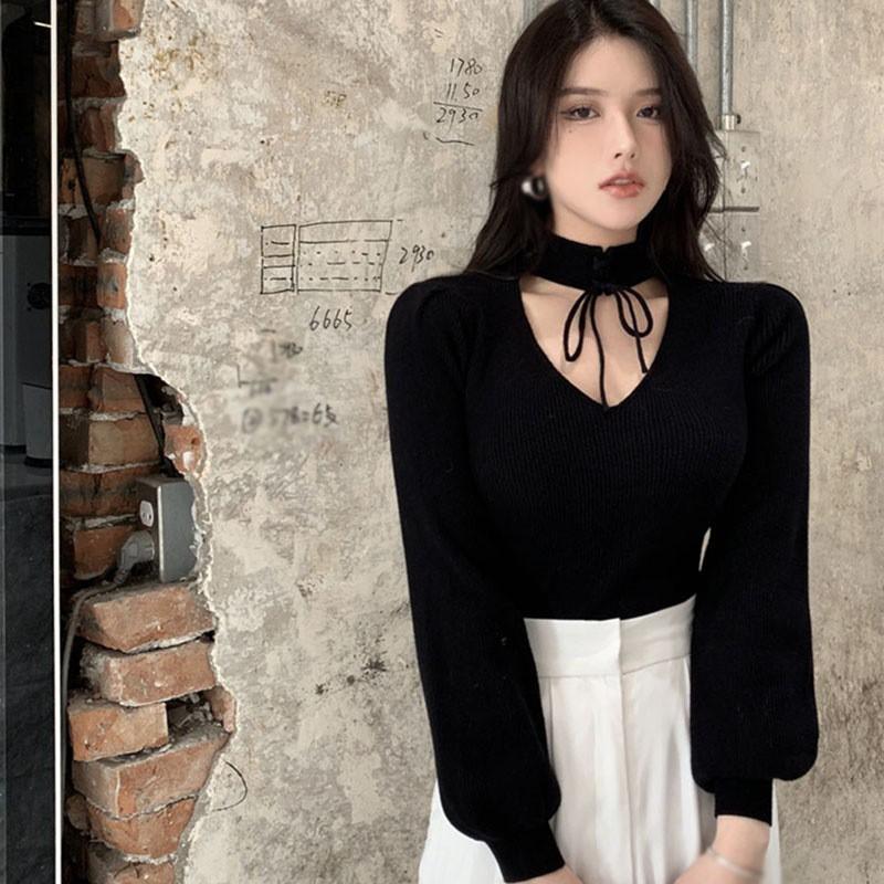 Áo sweater dệt kim thiết kế tay dài cổ chữ V hở lưng cho nữ