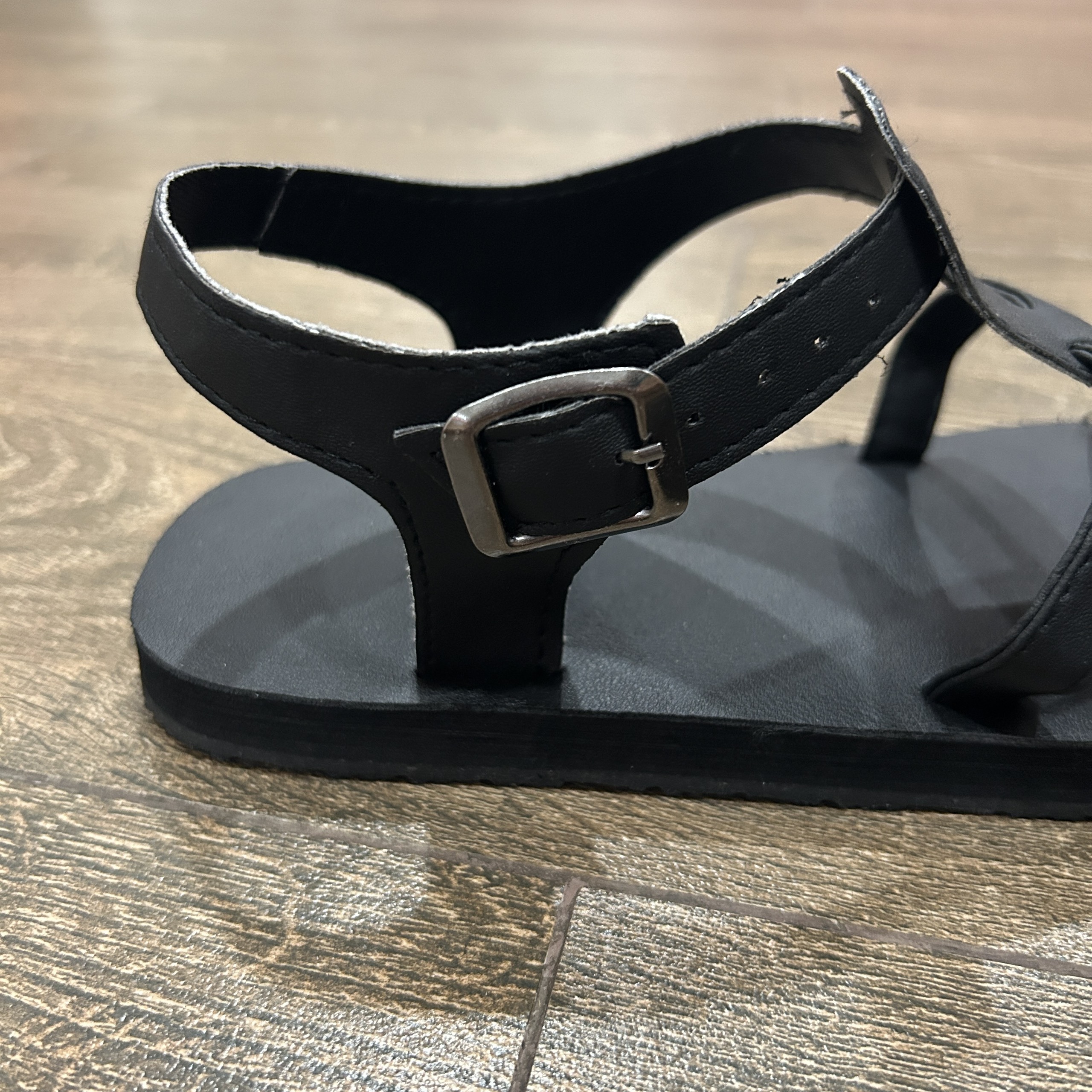 Giày sandal nữ quai rọ đan bassic đế cao 1.5 CM LYNA SANDAL