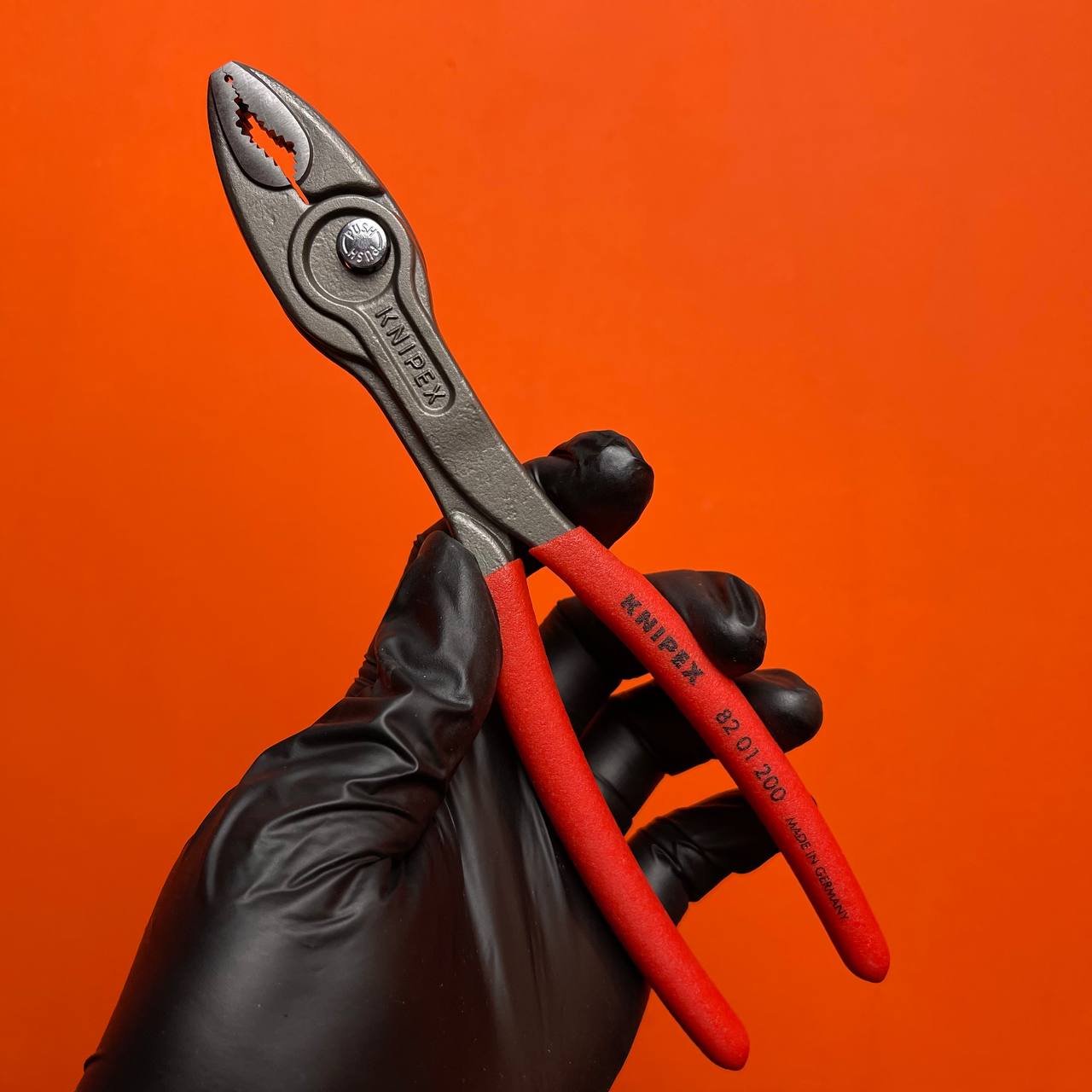 Kìm Knipex Twin Grip Khớp Trượt Với Tay Cầm Bằng Nhựa 82 01 200 - Hàng Chính Hãng 100% từ Đức