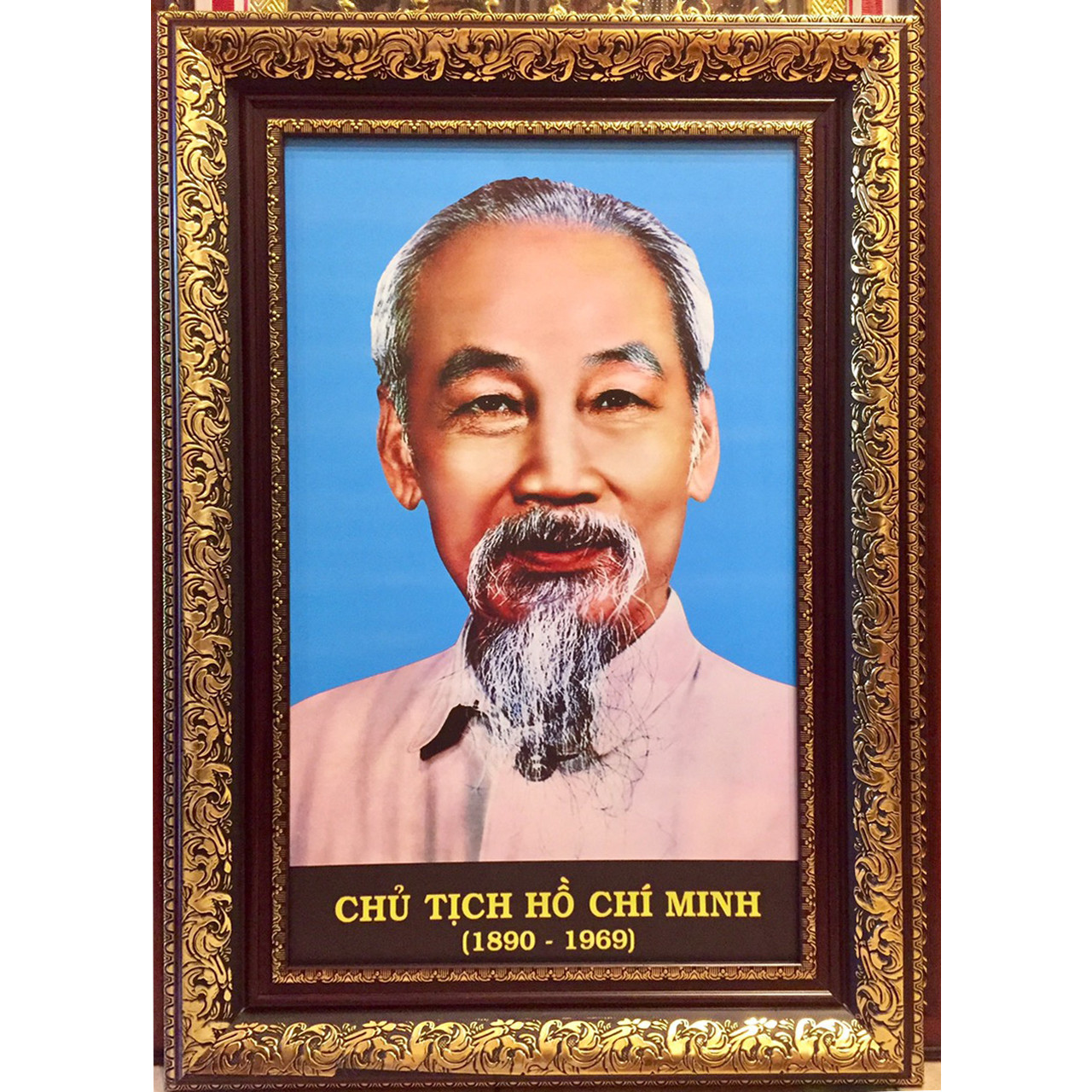 Tranh chân dung Chủ tịch Hồ Chí Minh