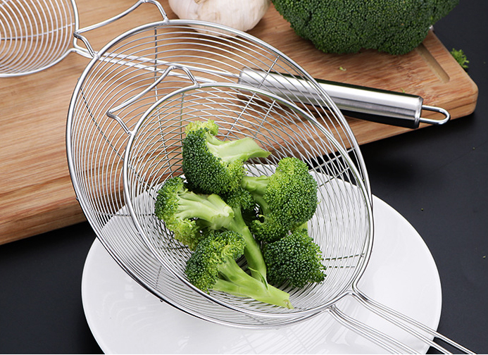 Rây Lọc Thực Phẩm Vợt Lưới Rổ Lọc Thức Ăn Đa Chức Năng chiên xào luộc Cho Nhà Bếp Vá Sạn Vợt INOX SUS304,Kích thước 39 x 13 cm - Thìa muôi vá sạn vợt Inox lọc đồ ăn thực phẩm