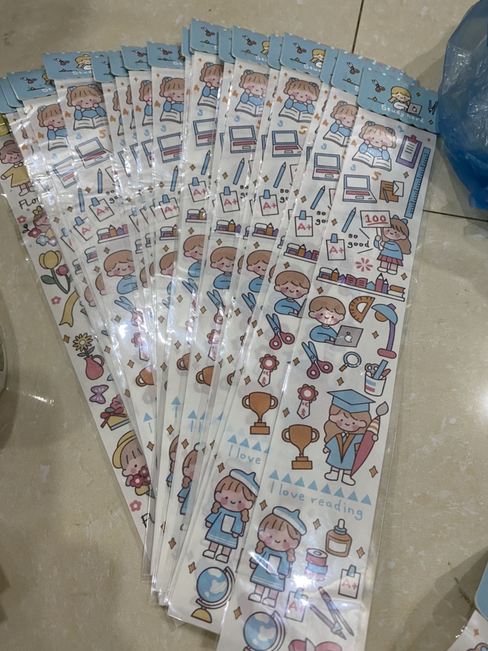 Sticker Trang Trí Vở Học sinh Đồ Dùng Cá Nhân Họa Tiết Nhân Vật Hoạt Hình