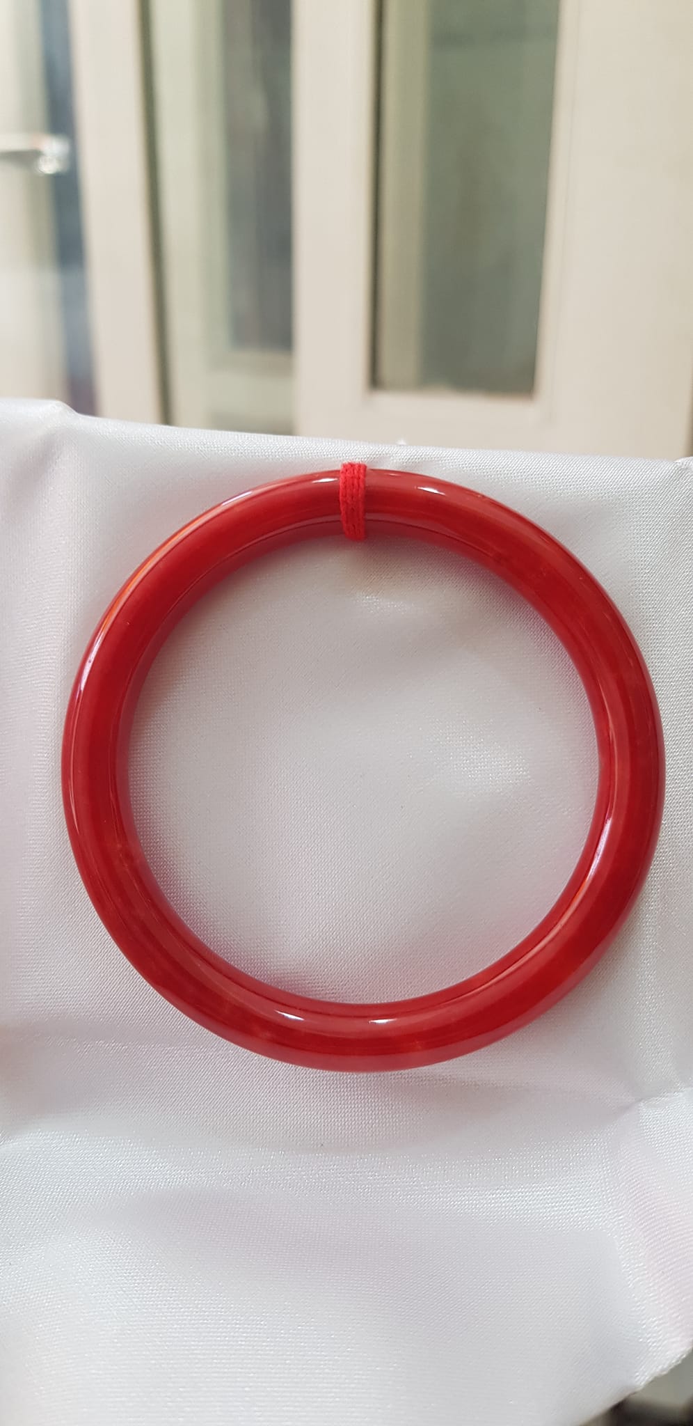 Vòng Tay Phong Thủy mới Đá Cẩm Thạch Đỏ Đẹp Sao 55mm x cọng 7mm màu đỏ đậm tươi bóng đẹp nữ mệnh hỏa mệnh thổ 54kg - 65kg đeo hợp đẹp ạ