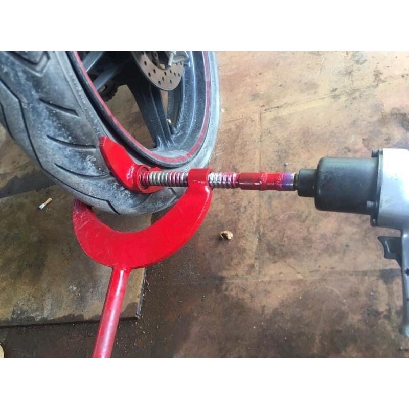 Ép lốp xe Bằng tay