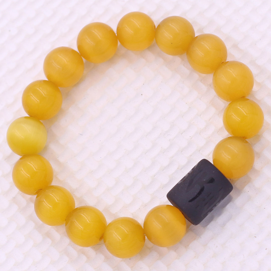 Vòng chuỗi đeo tay đá mắt mèo vàng charm lục tự Đại minh chân ngôn,10 ly, Om Mani Padme Hūm, Chân ngôn Lục tự